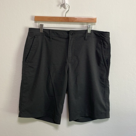 O’Neill Hybrid Shorts Black & Gray Size 36 - Picture 1 of 7